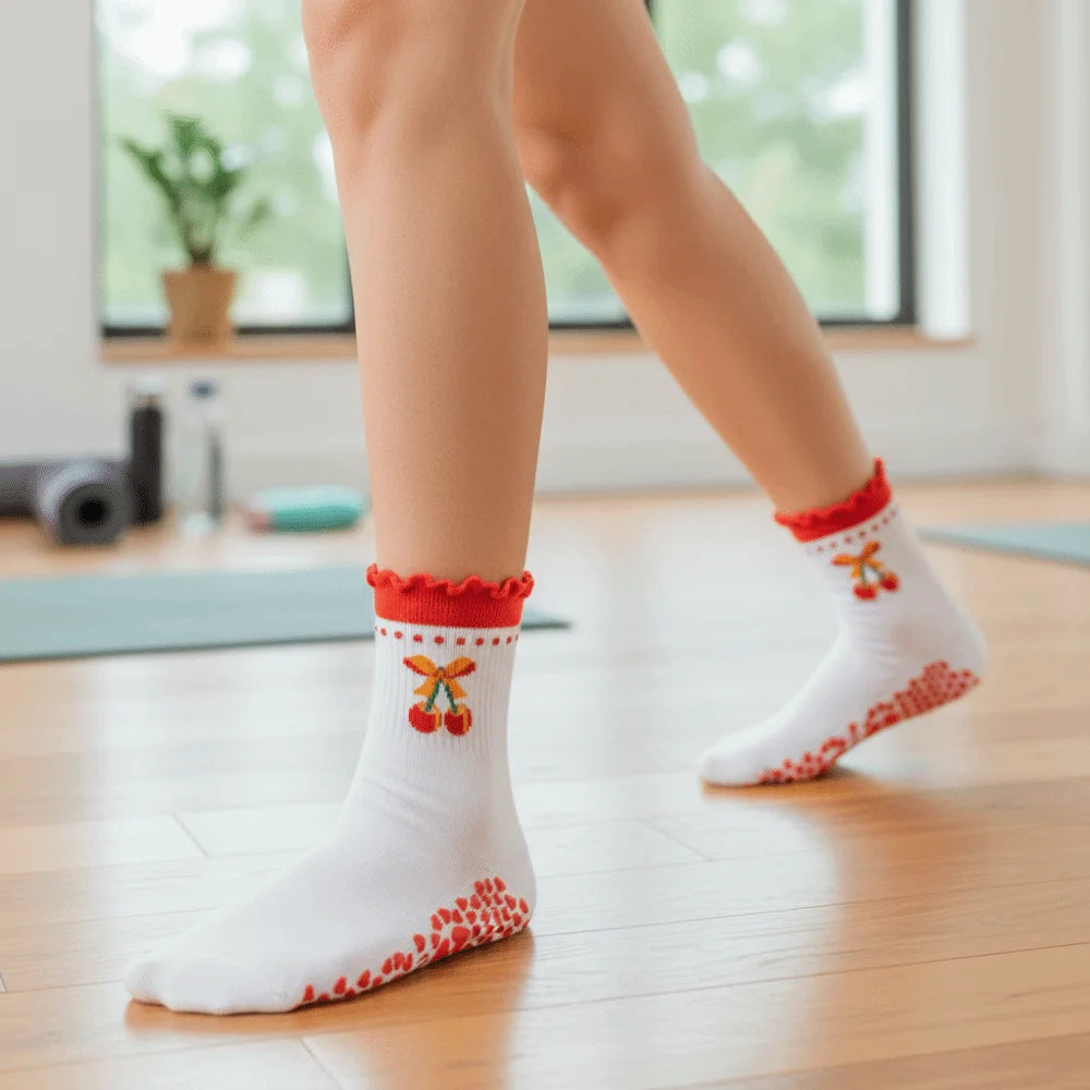New Cotton Pilates Socks Harajuku Street Sweat-absorbent Cherry Embroidery Socks Breathable Non-Slip Grip Yoga Socks